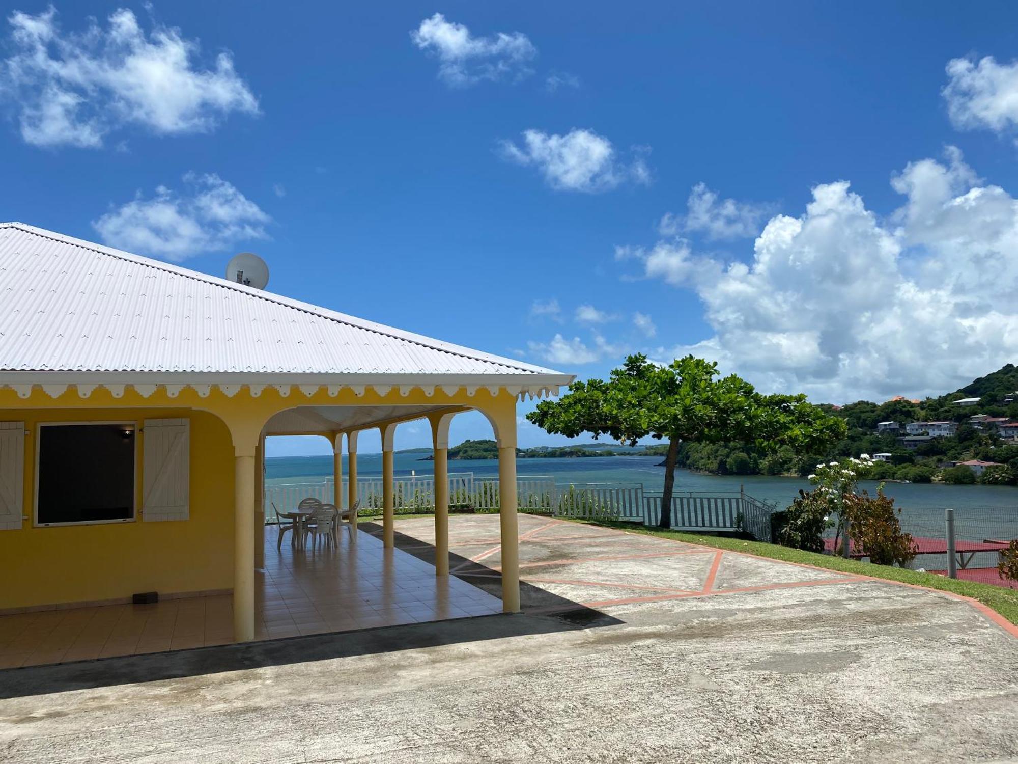 Villa Mansarde Le Francois Exterior photo